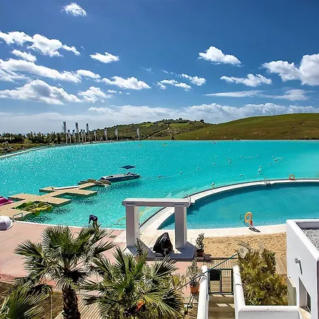 Alcazaba Lagoon Apartments * Estepona